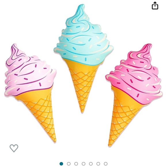 Treat theme inflatable decorations and table clothes - Picture 3 of 7